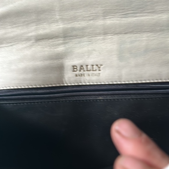 EUC authentic Vintage Bally clutch or crossbody with non branded chain attached. - Picture 10 of 17